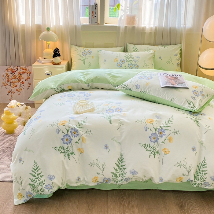 91家纺网 家纺一手货源 找家纺 红日子纺织品 2026春夏新款小清新12868全棉纯棉学生卡通款单被套被套单件 拾光花间