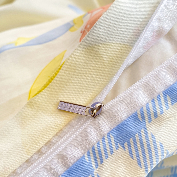 91家纺网 家纺一手货源 找家纺 红日子纺织品 2026春夏新款小清新12868全棉纯棉学生卡通款单被套被套单件 月光小曲