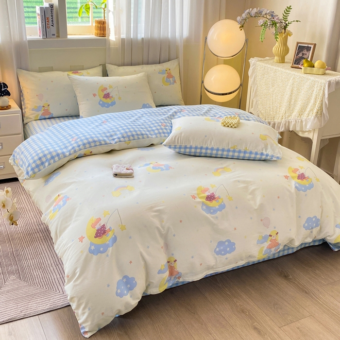 91家纺网 家纺一手货源 找家纺 红日子纺织品 2026春夏新款小清新12868全棉纯棉学生卡通款单被套被套单件 月光小曲