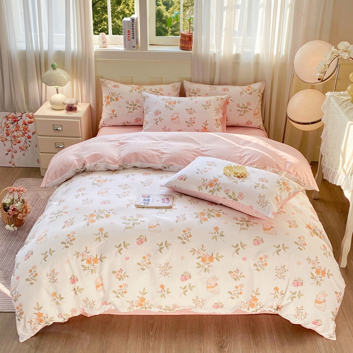 91家纺网 家纺一手货源 找家纺 红日子纺织品 2026春夏新款小清新12868全棉纯棉学生卡通款单被套被套单件 清风小兔