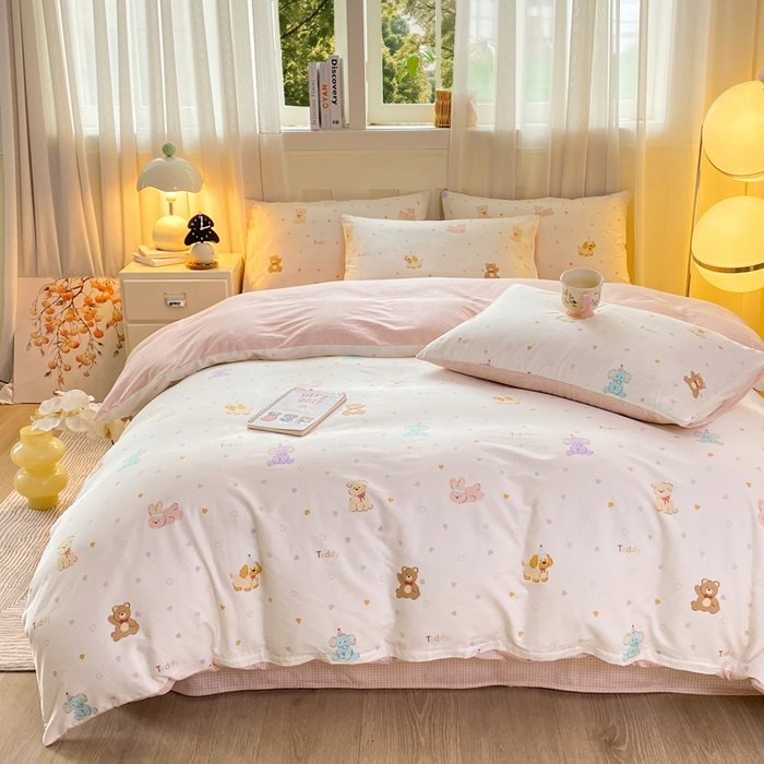 91家纺网 家纺一手货源 找家纺 红日子纺织品 2026春夏新款小清新12868全棉纯棉学生卡通款单被套被套单件 伙伴甜心