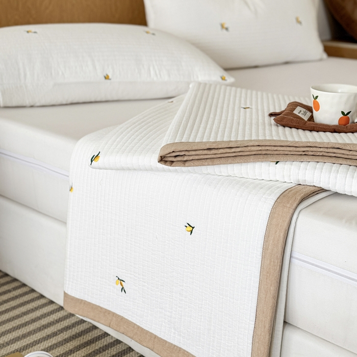 91家纺网 家纺一手货源 找家纺 木楌家居 2026春夏新款双面全棉纯棉皱皱纱刺绣款床盖床盖单件 小芽日记