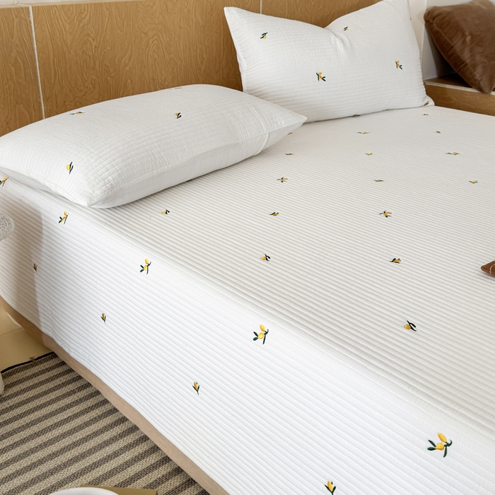 91家纺网 家纺一手货源 找家纺 木楌家居 2026春夏新款双面全棉纯棉皱皱纱刺绣款床盖床盖单件 小芽日记