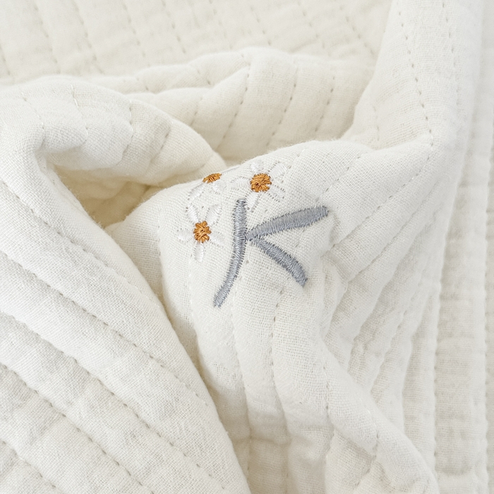 91家纺网 家纺一手货源 找家纺 木楌家居 2026春夏新款双面全棉纯棉皱皱纱刺绣款床盖床盖单件 花漾时光