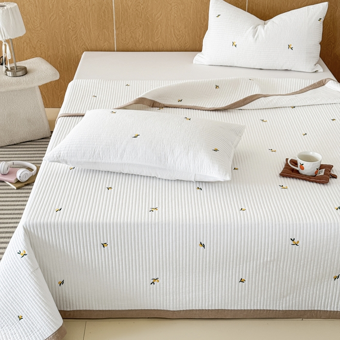 91家纺网 家纺一手货源 找家纺 木楌家居 2026春夏新款双面全棉纯棉皱皱纱刺绣款床盖床盖单件 小芽日记