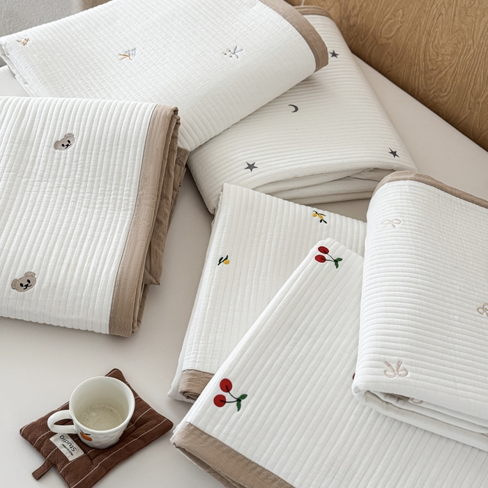 91家纺网 家纺一手货源 找家纺 （总）木楌家居 2026春夏新款双面全棉纯棉皱皱纱刺绣款床盖床盖单件