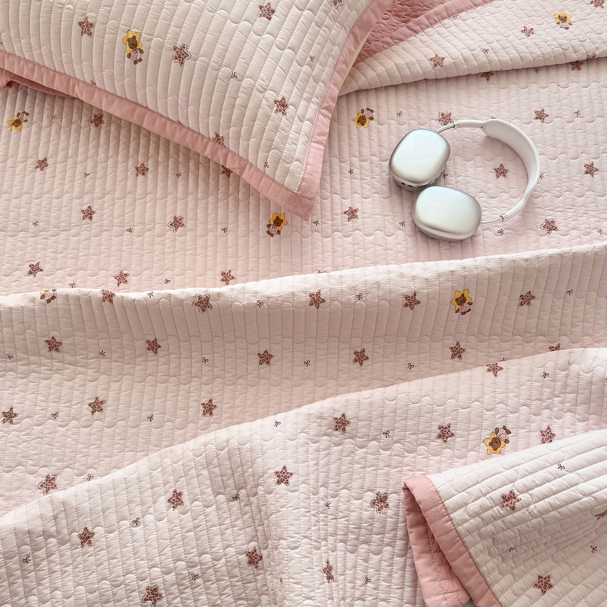 91家纺网 家纺一手货源 找家纺 美优兰 2026新款双面全棉高温砂洗床盖三件套 星冰乐