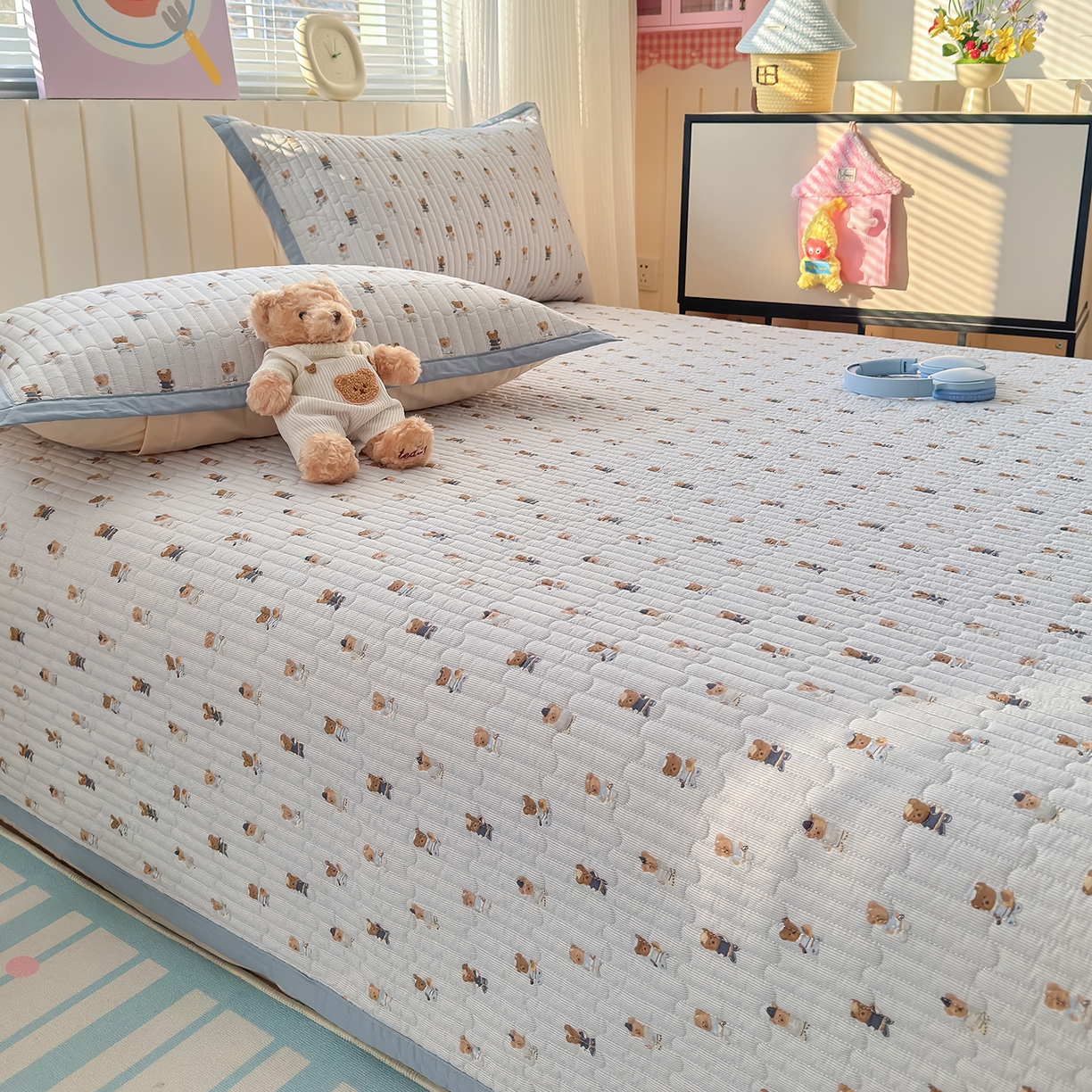 91家纺网 家纺一手货源 找家纺 美优兰 2026新款双面全棉高温砂洗床盖三件套 蓝色熊仔