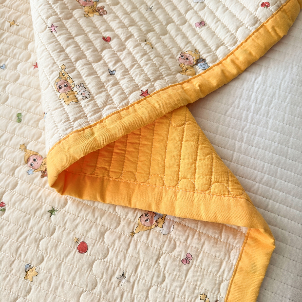 91家纺网 家纺一手货源 找家纺 美优兰 2026新款双面全棉高温砂洗床盖三件套 星星人