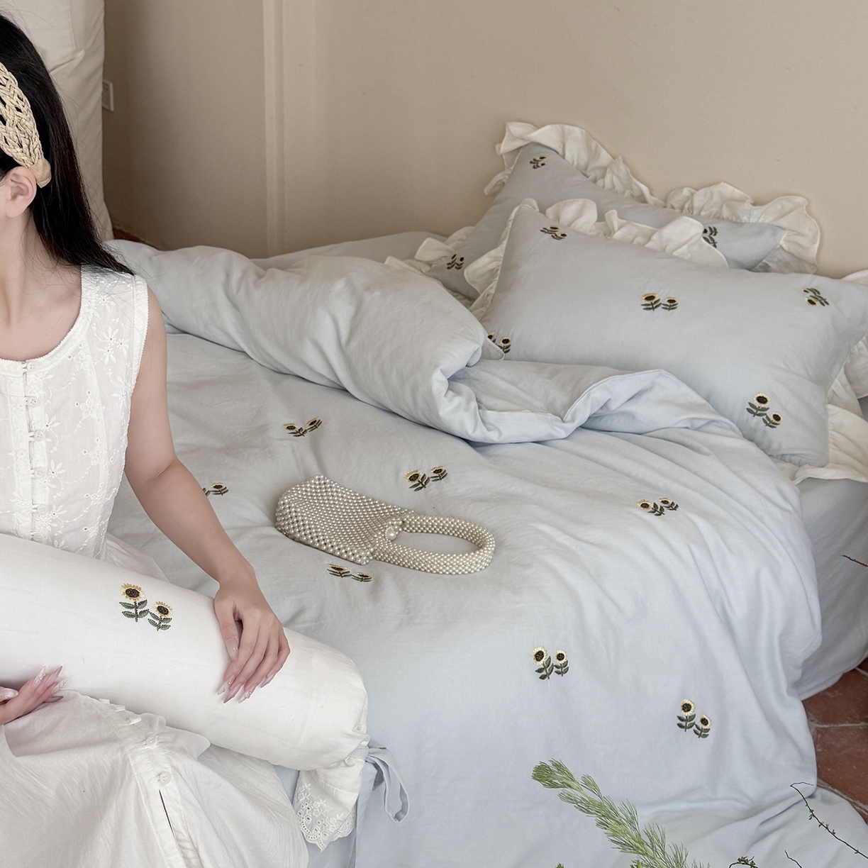 91家纺网 家纺一手货源 找家纺 鹿班家居 2026春季新品全棉皱皱纱精密刺绣系列四件套-夏日浅梦（标准会员-20元） 夏日浅梦-蓝色