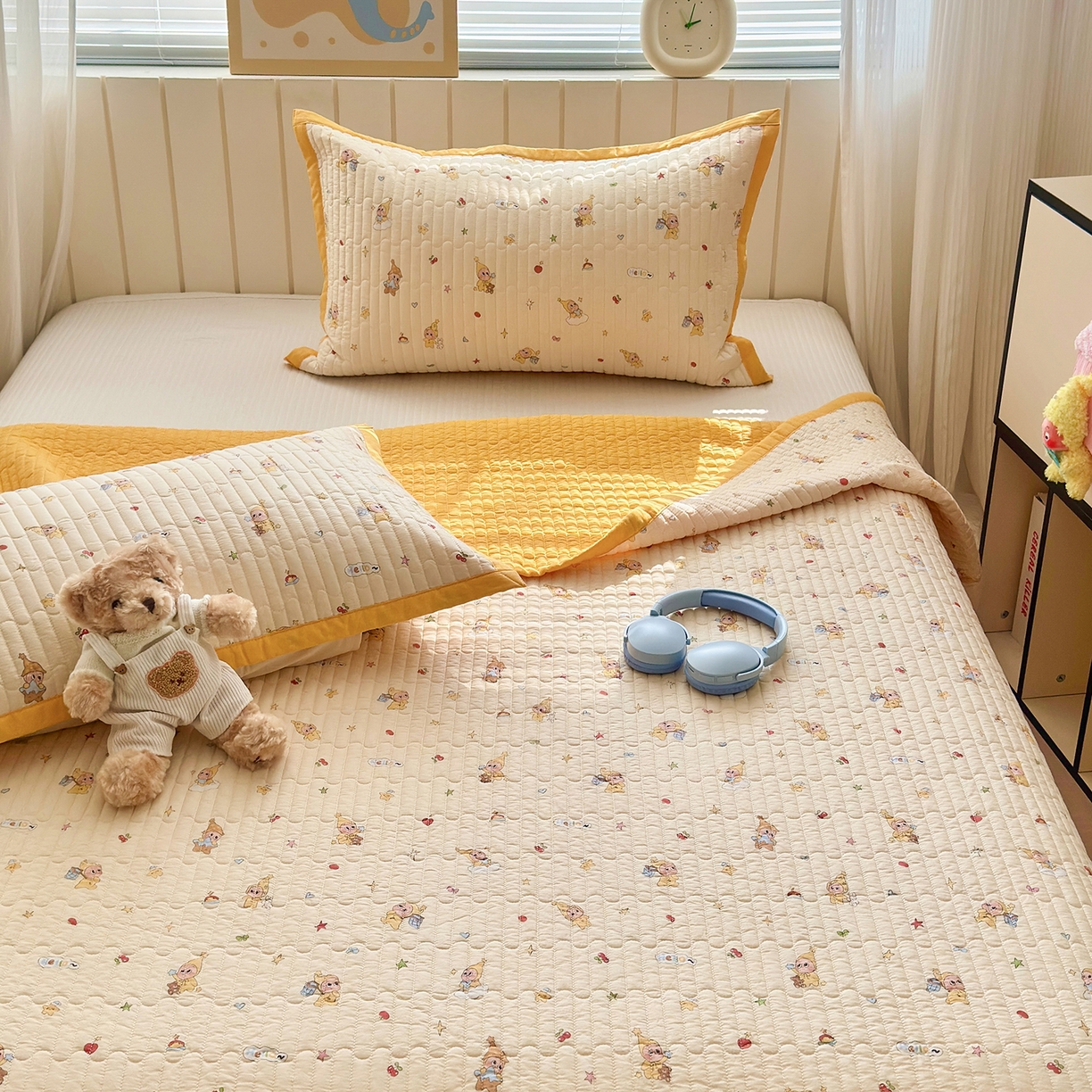 91家纺网 家纺一手货源 找家纺 美优兰 2026新款双面全棉高温砂洗床盖三件套 星星人