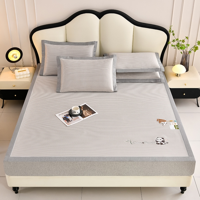 91家纺网 家纺一手货源 找家纺 小牛席业 2026新款经典条纹熊猫凉感冰丝席凉席席子 系列 香槟