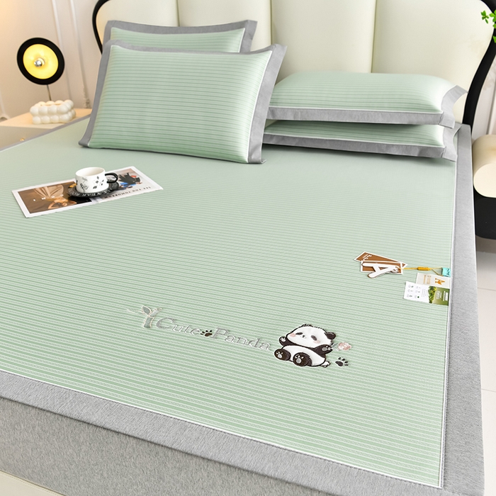 91家纺网 家纺一手货源 找家纺 小牛席业 2026新款经典条纹熊猫凉感冰丝席凉席席子 系列 绿色