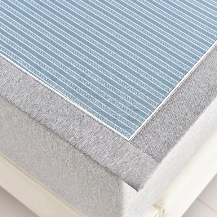 91家纺网 家纺一手货源 找家纺 小牛席业 2026新款经典条纹熊猫凉感冰丝席凉席席子 系列 蓝色