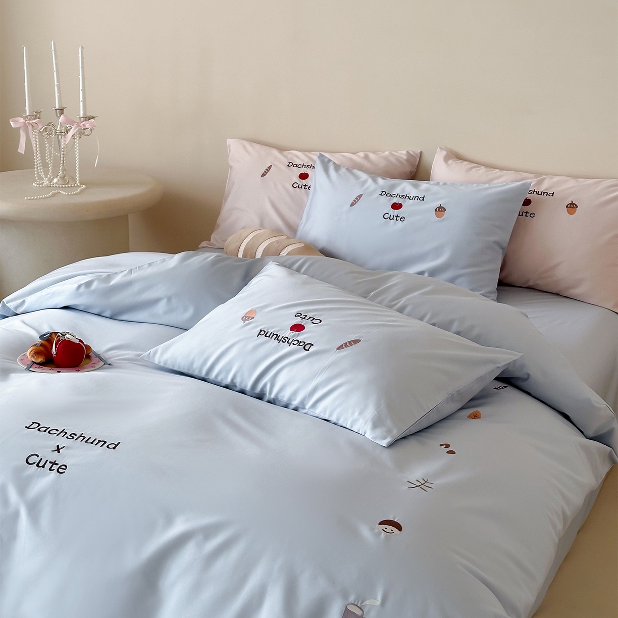 91家纺网 家纺一手货源 找家纺 极简 2026新款100S长绒棉刺绣四件套-趣味人生系列（模特版） 趣味人生-蓝