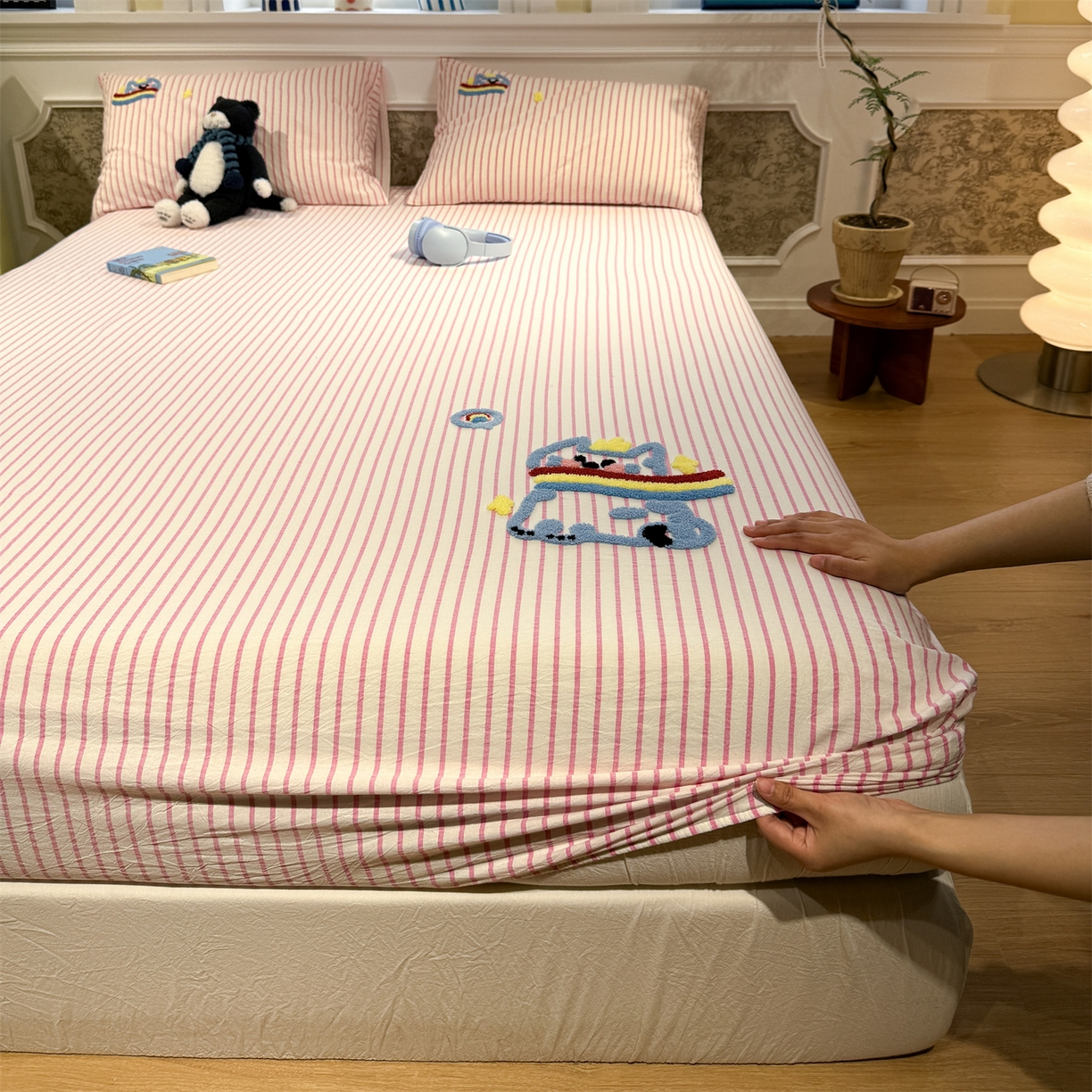 91家纺网 家纺一手货源 找家纺 （总）珺柔家纺 2026新款色织全棉水洗棉毛巾绣床笠