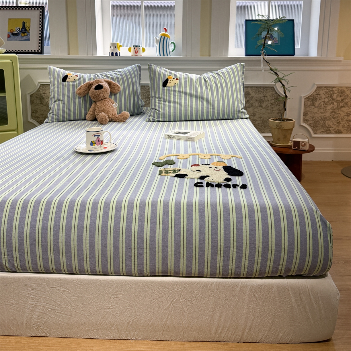 91家纺网 家纺一手货源 找家纺 珺柔家纺 2026新款色织全棉水洗棉毛巾绣床笠 干杯小狗