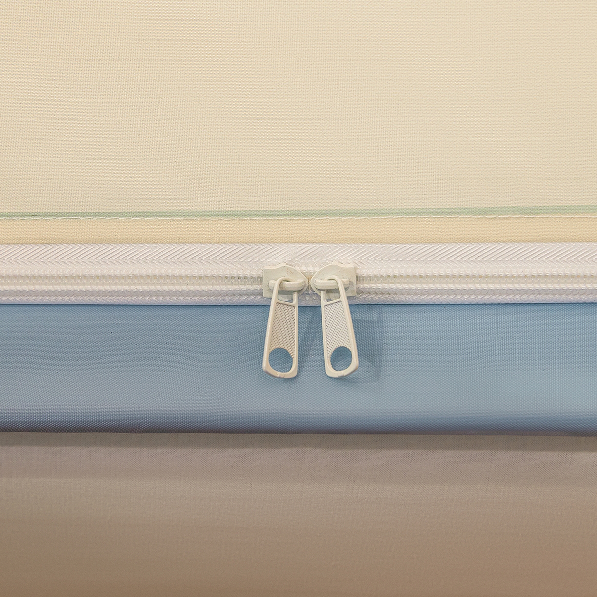 91家纺网 家纺一手货源 找家纺 艺利轩蚊帐 2026新款围栏级防摔U型三开门蚊帐 baby蓝