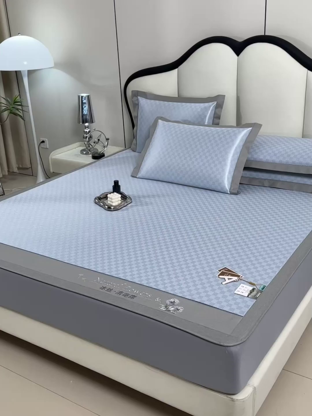 91家纺网 家纺一手货源 找家纺 小牛席业 2026新款棋盘格-冰丝清凉席 凉席席子系列（床笠款） 蓝色