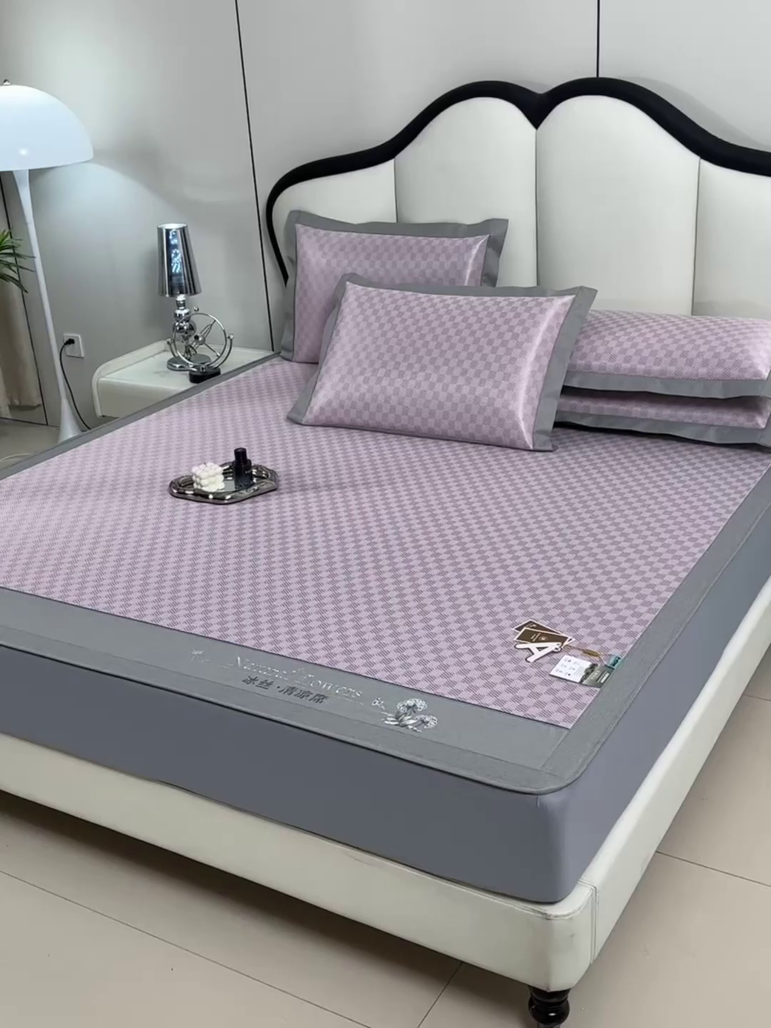 91家纺网 家纺一手货源 找家纺 小牛席业 2026新款棋盘格-冰丝清凉席 凉席席子系列（床笠款） 粉色