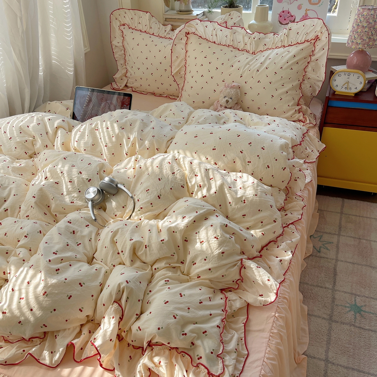 91家纺网 家纺一手货源 找家纺 （总）轻奢坊 2026春夏新款水洗棉密拷花边四件套-春日