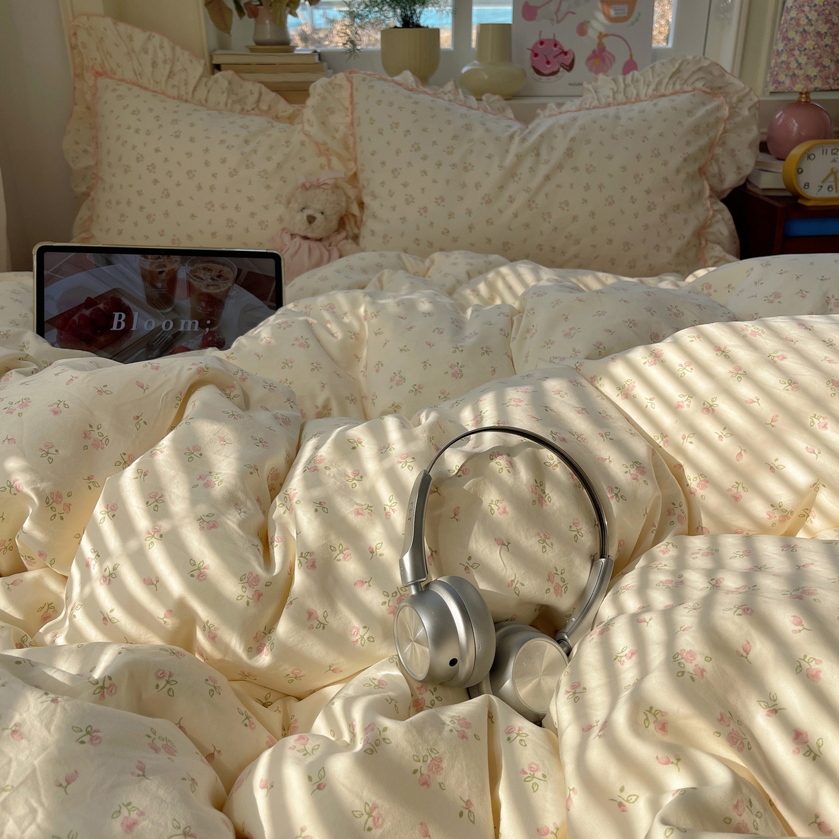 91家纺网 家纺一手货源 找家纺 轻奢坊 2026春夏新款水洗棉密拷花边四件套-春日 春日-碎花粉