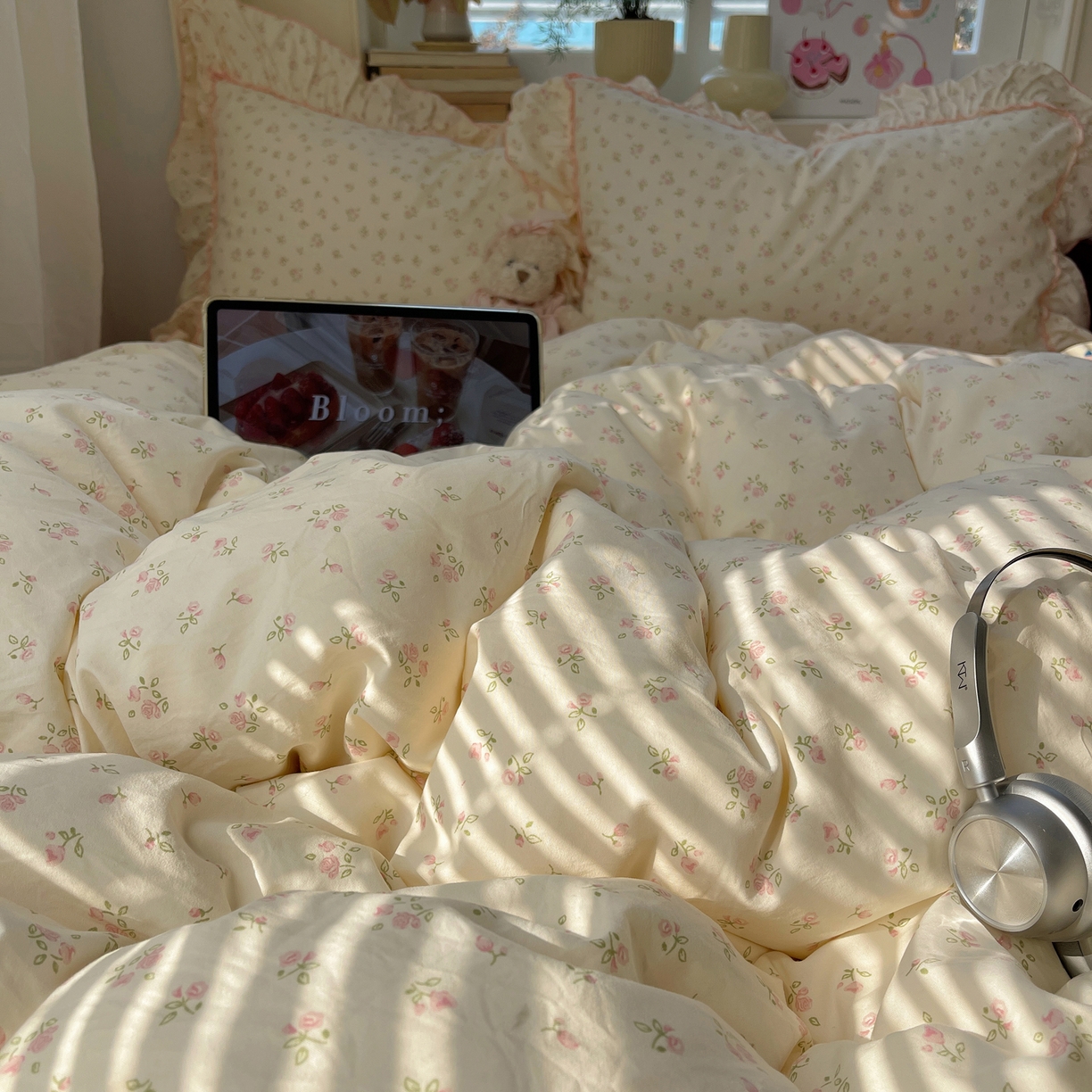 91家纺网 家纺一手货源 找家纺 轻奢坊 2026春夏新款水洗棉密拷花边四件套-春日 春日-碎花粉