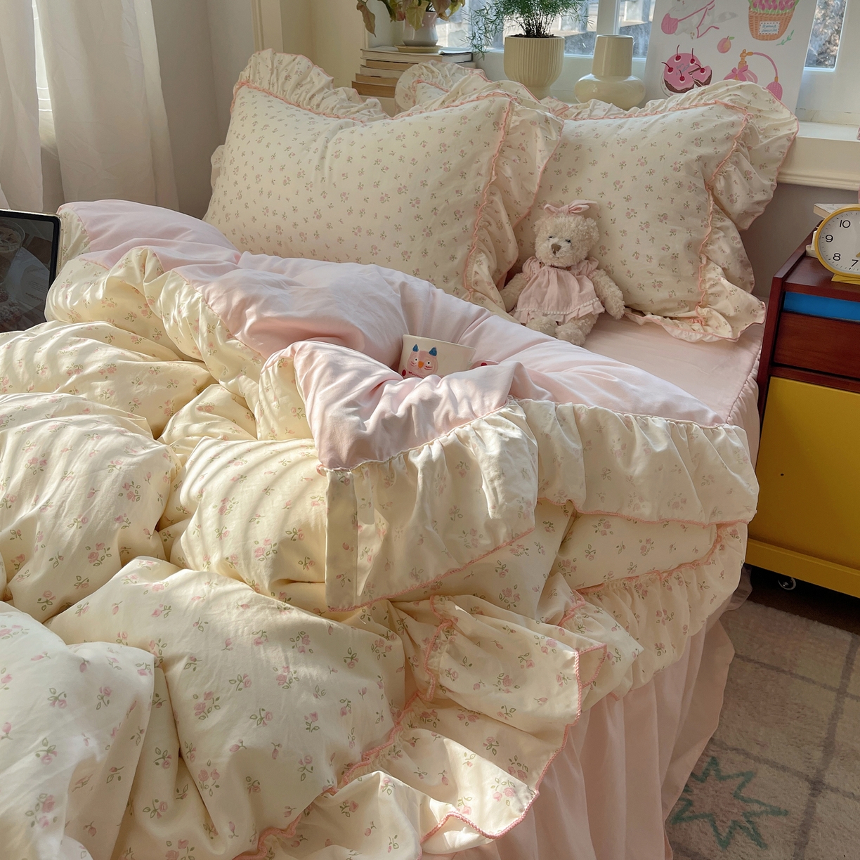 91家纺网 家纺一手货源 找家纺 轻奢坊 2026春夏新款水洗棉密拷花边四件套-春日 春日-碎花粉