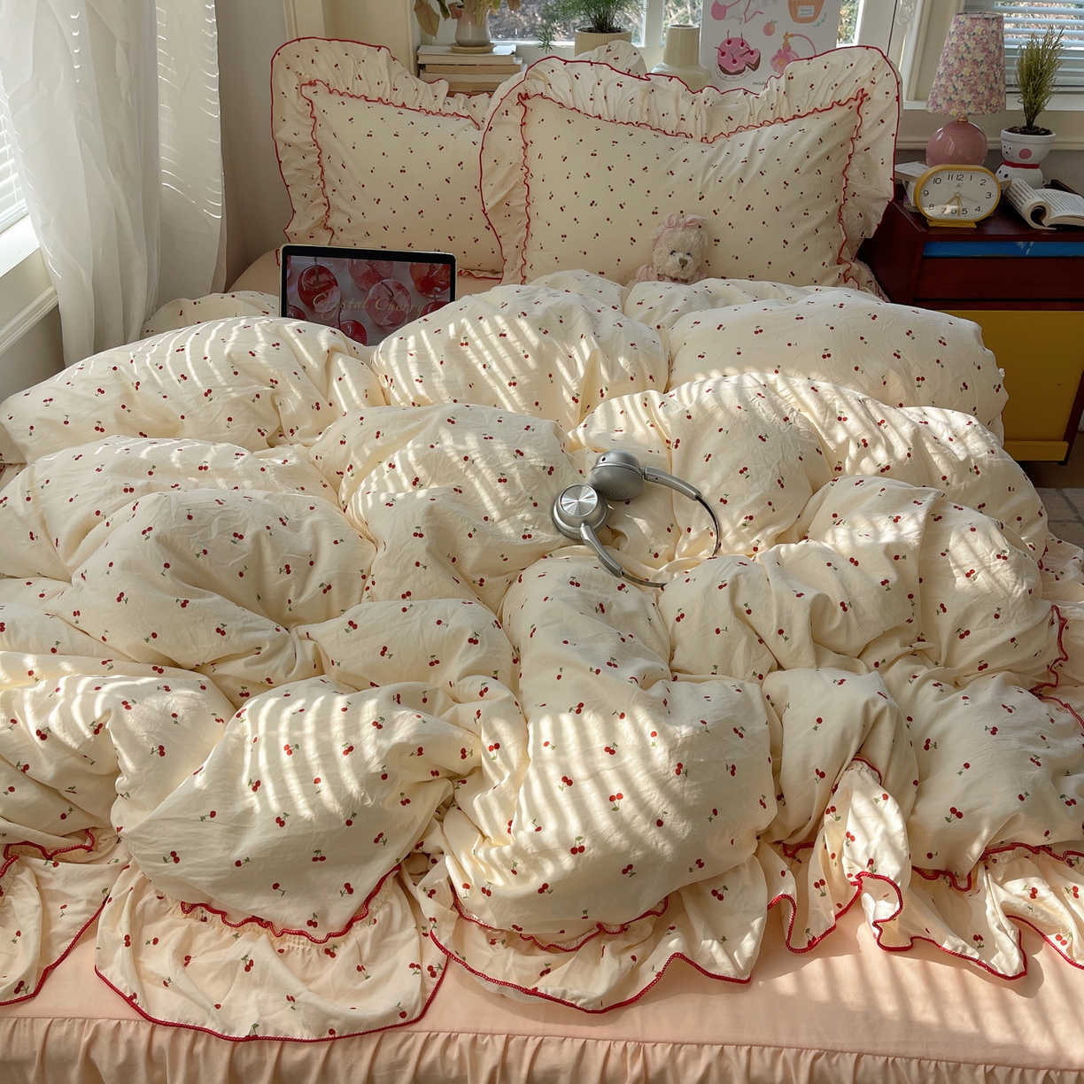 91家纺网 家纺一手货源 找家纺 （总）轻奢坊 2026春夏新款水洗棉密拷花边四件套-春日