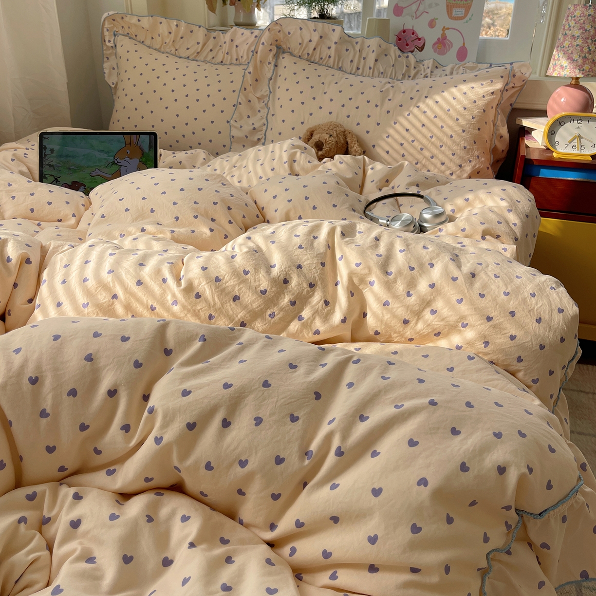 91家纺网 家纺一手货源 找家纺 轻奢坊 2026春夏新款水洗棉密拷花边四件套-春日 春日-紫心心