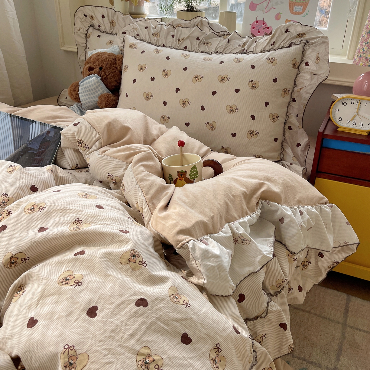 轻奢坊 2026春夏新款水洗棉密拷花边四件套-春日 春日-咔咔熊