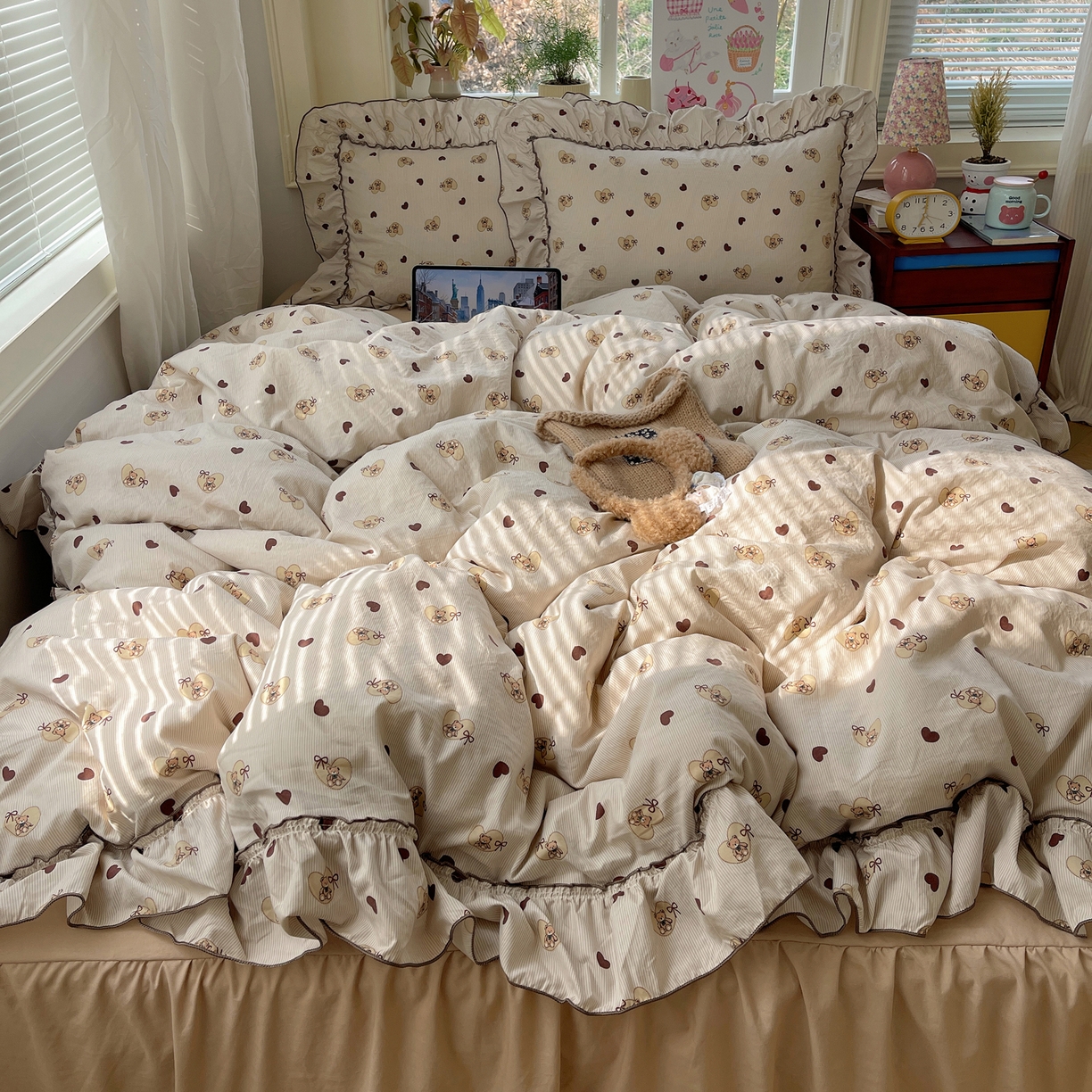 91家纺网 家纺一手货源 找家纺 轻奢坊 2026春夏新款水洗棉密拷花边四件套-春日 春日-咔咔熊