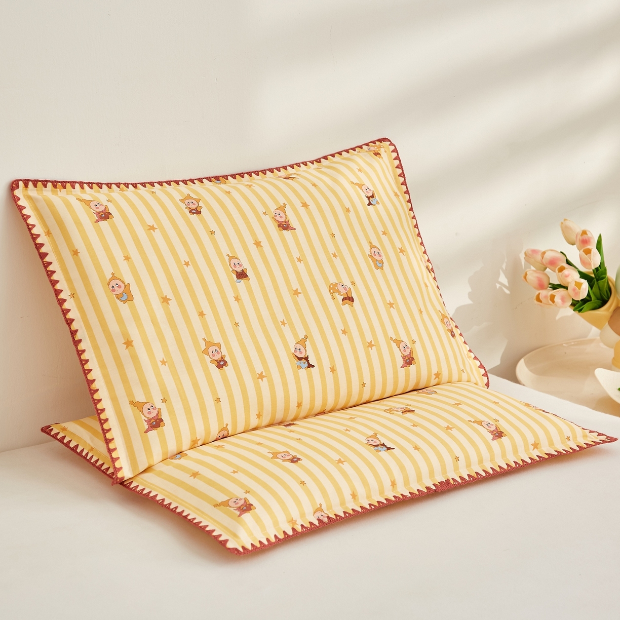 91家纺网 家纺一手货源 找家纺 小桃姐家纺 2026新款全棉纯棉贝壳边三角针单枕套双层纱枕套单件儿童枕套 可爱星星人