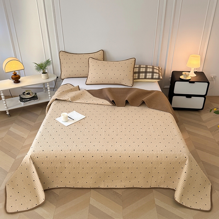 91家纺网 家纺一手货源 找家纺 卢赛尔 2026新款木棉床盖三件套四件套软床垫-四季款 点点爱