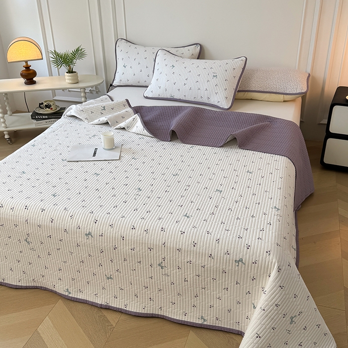 91家纺网 家纺一手货源 找家纺 卢赛尔 2026新款木棉床盖三件套四件套软床垫-四季款 樱桃紫