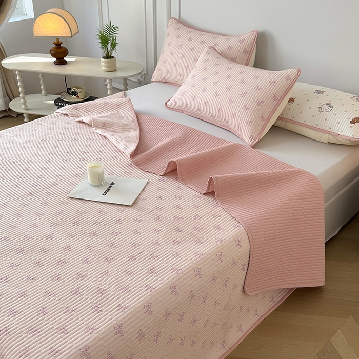 91家纺网 家纺一手货源 找家纺 卢赛尔 2026新款木棉床盖三件套四件套软床垫-四季款 蝴蝶结粉