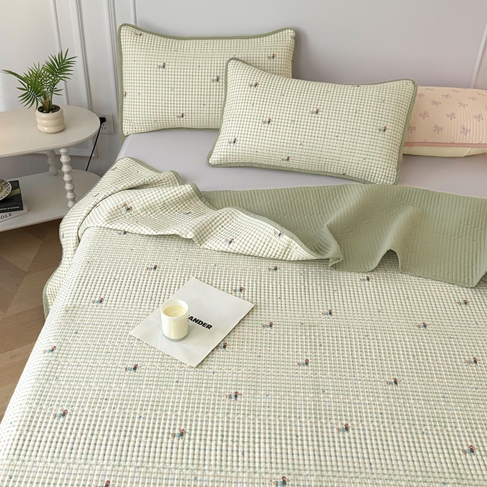 91家纺网 家纺一手货源 找家纺 卢赛尔 2026新款木棉床盖三件套四件套软床垫-四季款 腊肠狗