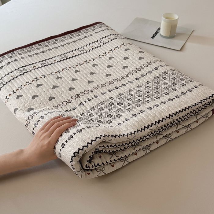 91家纺网 家纺一手货源 找家纺 卢赛尔 2026新款木棉床盖三件套四件套软床垫-四季款 波西米亚