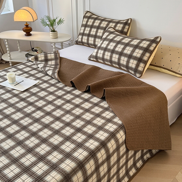 91家纺网 家纺一手货源 找家纺 卢赛尔 2026新款木棉床盖三件套四件套软床垫-四季款 格韵