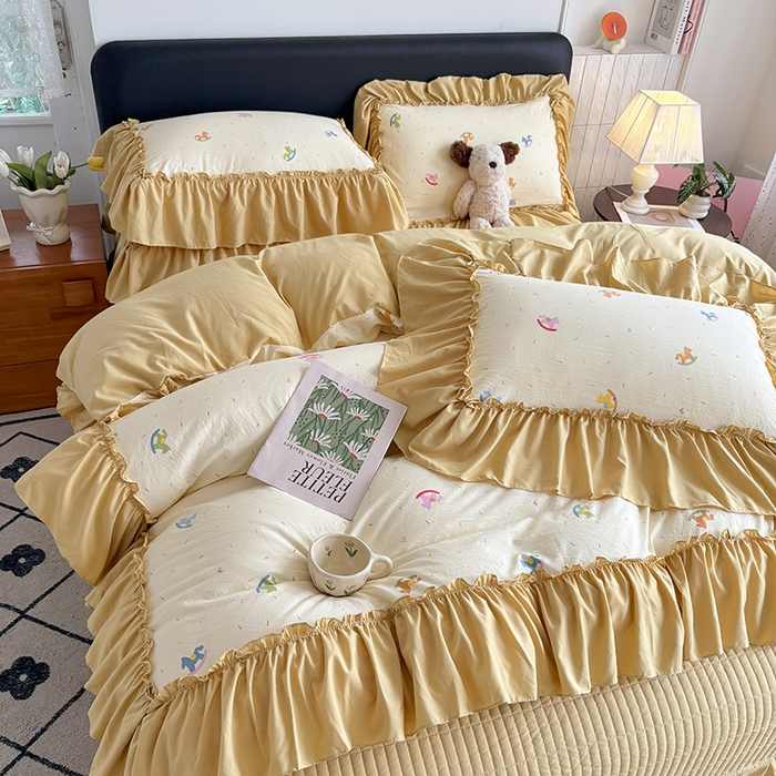 91家纺网 家纺一手货源 找家纺 2026 铠畅新款韩系古法韩国水洗棉仿棉云感棉法式浪漫大花边床盖四件套 春日小马