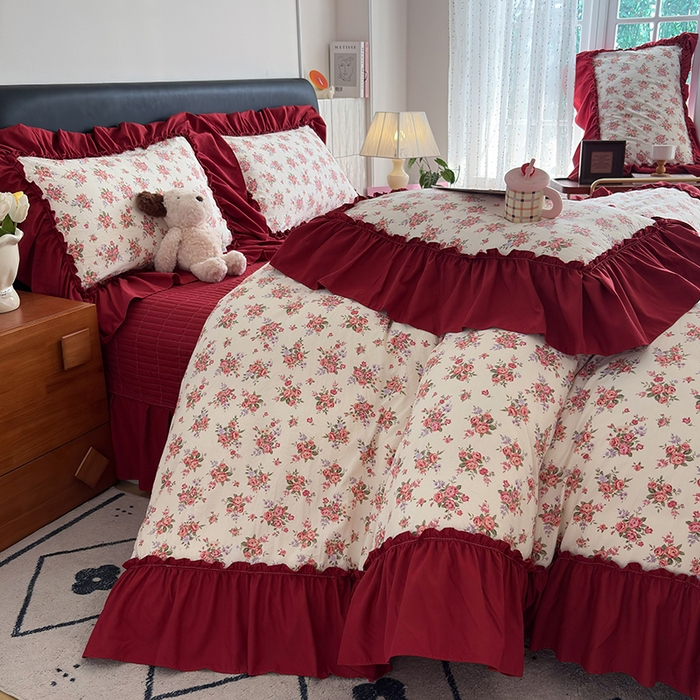 91家纺网 家纺一手货源 找家纺 2026 铠畅新款韩系古法韩国水洗棉仿棉云感棉法式浪漫大花边床盖四件套 红韵玫瑰