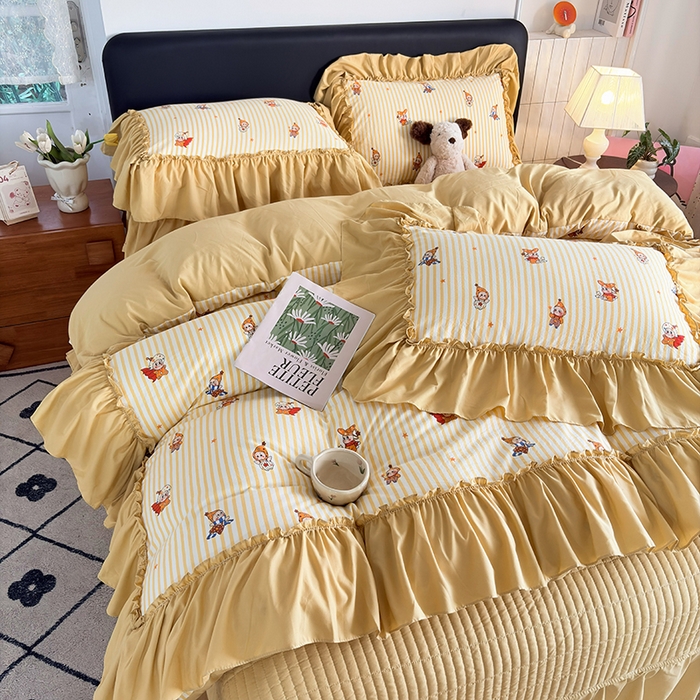 91家纺网 家纺一手货源 找家纺 2026 铠畅新款韩系古法韩国水洗棉仿棉云感棉法式浪漫大花边床盖四件套 黄条萌宠