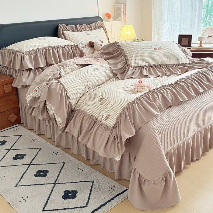 91家纺网 家纺一手货源 找家纺 2026 铠畅新款韩系古法韩国水洗棉仿棉云感棉法式浪漫大花边床盖四件套 奶咖kt