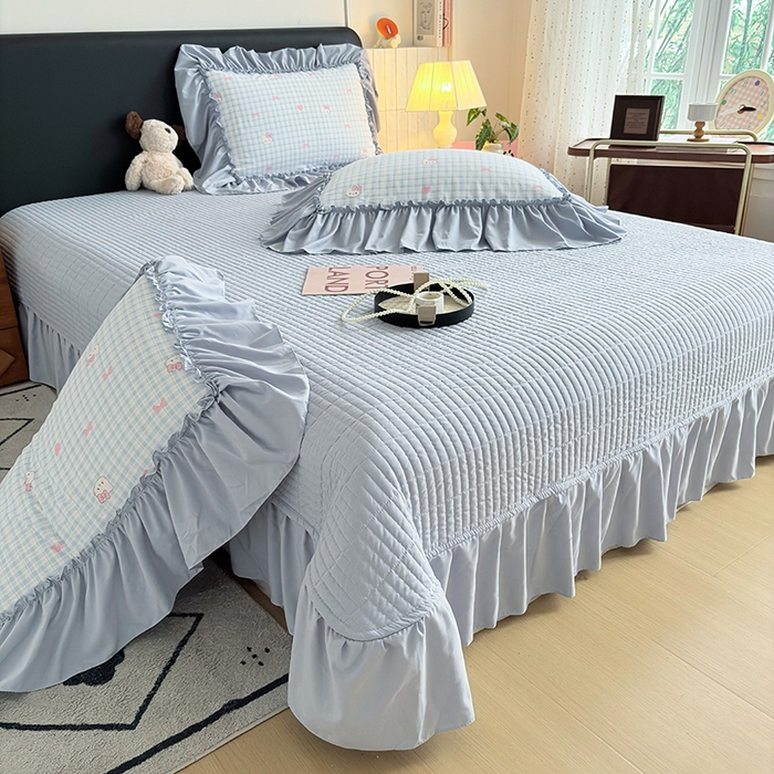 91家纺网 家纺一手货源 找家纺 2026 铠畅新款韩系古法韩国水洗棉仿棉云感棉法式浪漫大花边床盖四件套 奶蓝kt