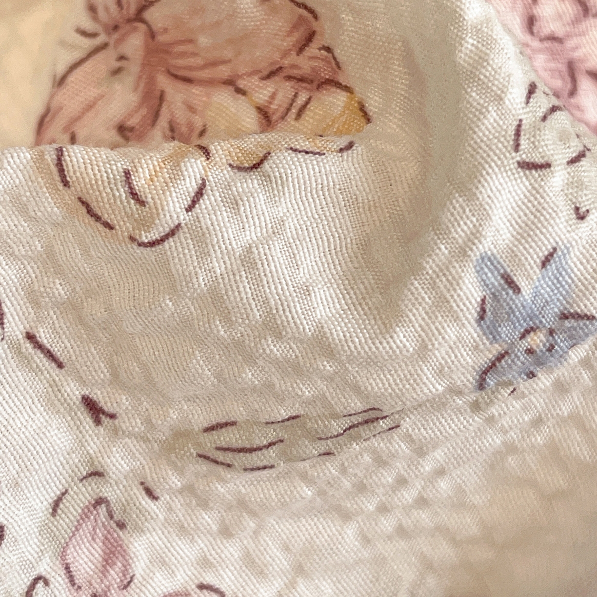 91家纺网 家纺一手货源 找家纺 一比一家纺 2026新款云感泡芙棉小清新印花贝壳边四件套 诗意柔