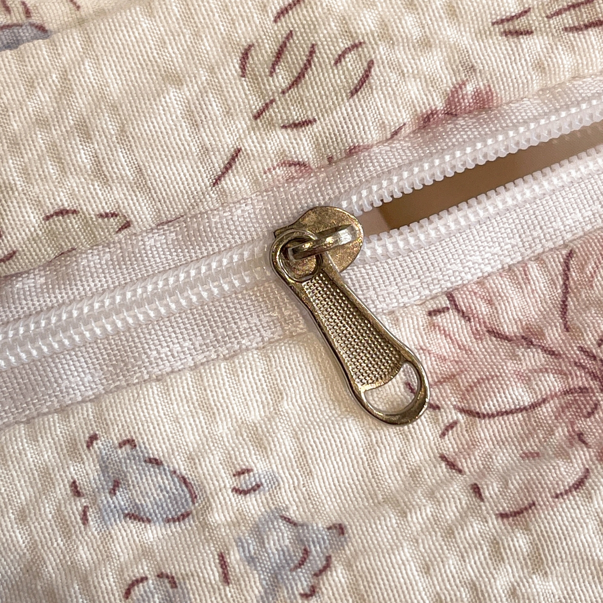 91家纺网 家纺一手货源 找家纺 一比一家纺 2026新款云感泡芙棉小清新印花贝壳边四件套 诗意柔