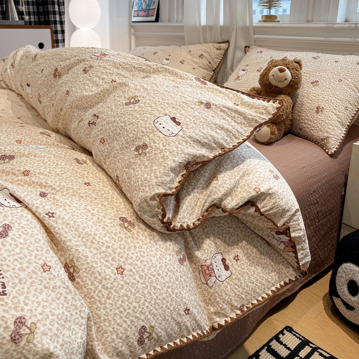 一比一家纺 2026新款云感泡芙棉小清新印花贝壳边四件套 豹纹凯蒂