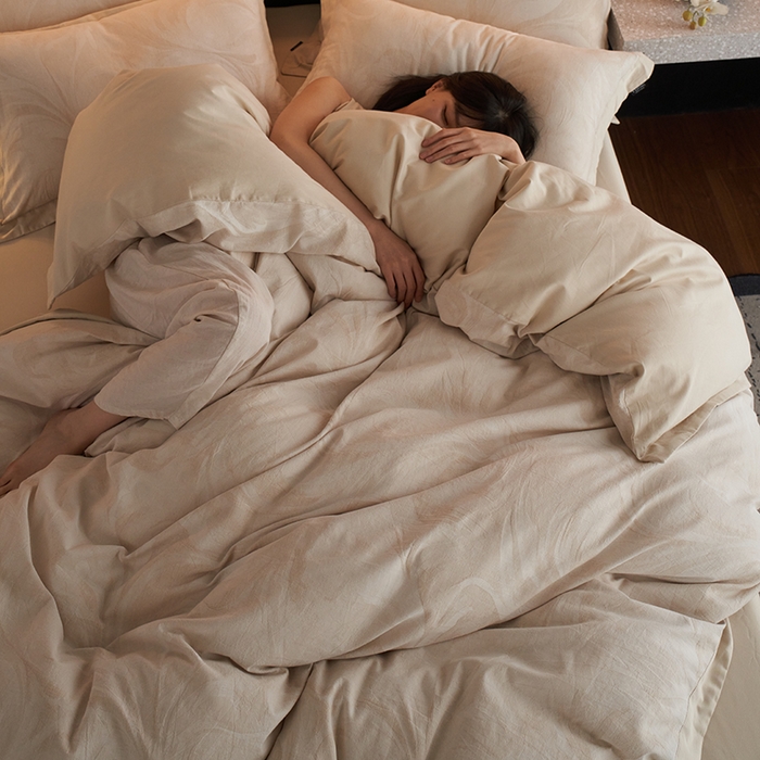 91家纺网 家纺一手货源 找家纺 （总）宜代光年 2026新款亚麻大提花贡缎磨毛（拼角款）四件套系列