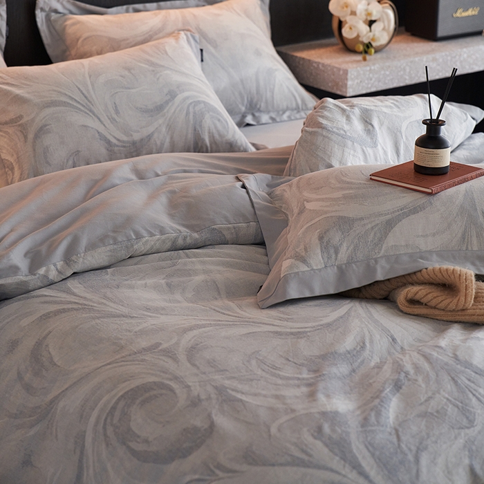 91家纺网 家纺一手货源 找家纺 宜代光年 2026新款亚麻大提花贡缎磨毛（拼角款）四件套系列 云千-鲜蓝