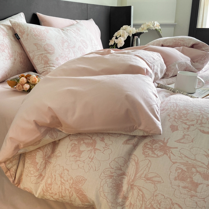 91家纺网 家纺一手货源 找家纺 宜代光年 2026新款全棉纯棉60S水洗棉三层纱色织提花四件套系列（经典保留花型） 牡丹-粉